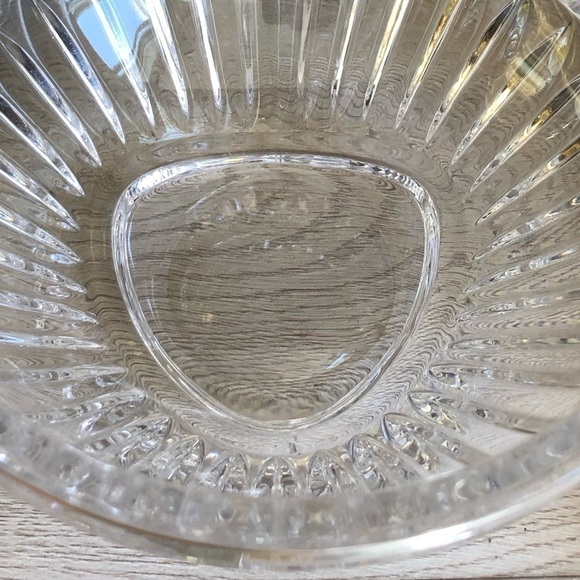 Beautiful Glass bowl trinket dish - Picture 5 of 6